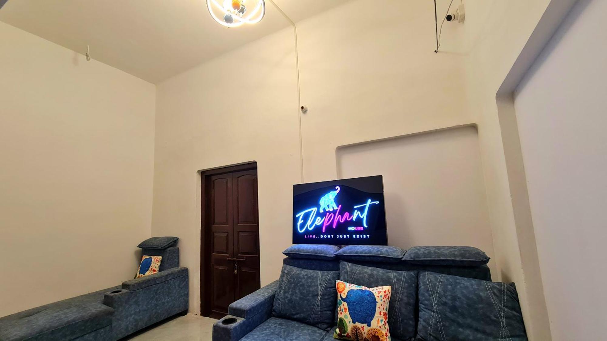 Elephant House - Boutique Stays Варанасі Екстер'єр фото